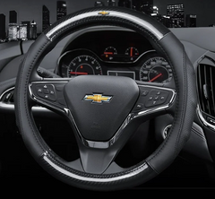 Чехол оплетка на руль Carbon из натуральной кожи для автомобиля Chevrolet