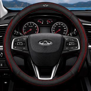 Кожаный чехол на руль автомобиля Chery красный